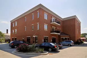 229 S Main St, Lombard, IL 60148 - Photo 2
