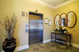229 S Main St, Lombard, IL 60148 - Photo 4