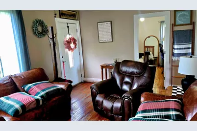 110 E Park Avenue, Deer Creek, IL 61733 - Photo 10
