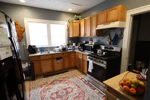 2011 Latham St, Rockford, IL 61103 - Photo 10