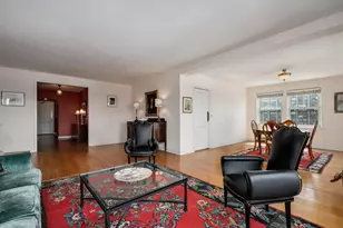 5555 N Sheridan Rd, Chicago, IL 60640 - Photo 8