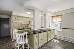 5555 N Sheridan Rd, Chicago, IL 60640 - Photo 10