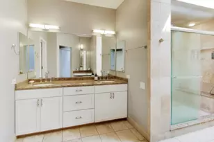2241 W Melrose St, Chicago, IL 60618 - Photo 20