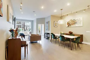 2241 W Melrose St, Chicago, IL 60618 - Photo 6