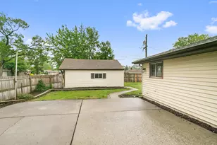 17303 Chicago Ave, Lansing, IL 60438 - Photo 20