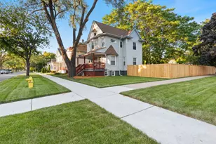 1617 S 4th Ave, Maywood, IL 60153 - Photo 2