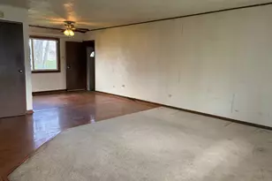 18106 Charlemagne Ave, Hazel Crest, IL 60429 - Photo 2