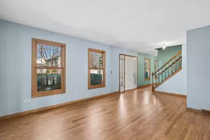 5573 Barnwood Dr, Gurnee, IL 60031 - Photo 8