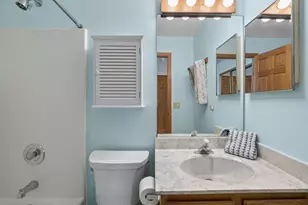 5573 Barnwood Dr, Gurnee, IL 60031 - Photo 16