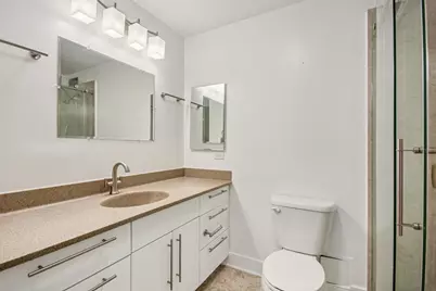 360 E Randolph Street #1102, Chicago, IL 60601 - Photo 14