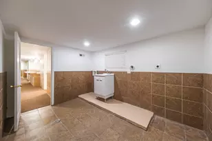 7612 S Honore St, Chicago, IL 60620 - Photo 34