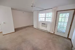 440 Cunat Blvd, Richmond, IL 60071 - Photo 2