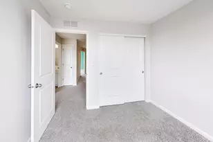 331 Summit Cir, Lombard, IL 60148 - Photo 34