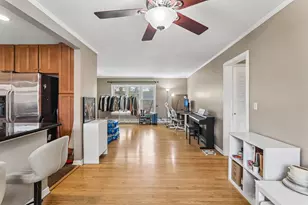 2038 Sherman Ave, Evanston, IL 60201 - Photo 8
