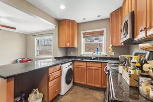 2038 Sherman Ave, Evanston, IL 60201 - Photo 10