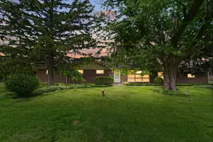 2N570 Argyle St, Lombard, IL 60148 - Photo 2