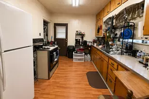256 Nicholson St, Joliet, IL 60435 - Photo 4