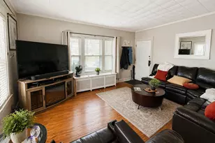 256 Nicholson St, Joliet, IL 60435 - Photo 2