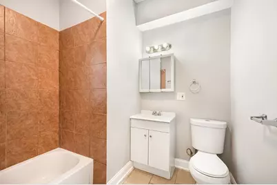 7400 S Phillips Avenue, Chicago, IL 60649 - Photo 4