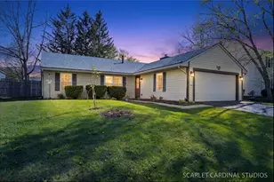 30W161 Mack Rd, Warrenville, IL 60555 - Photo 2