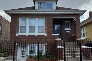 2326 S 58th Ct, Cicero, IL 60804 - Photo 2