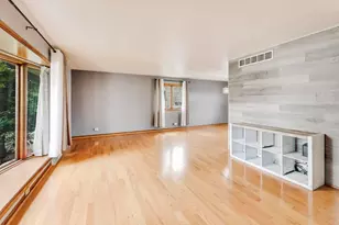 4255 149th St, Midlothian, IL 60445 - Photo 8