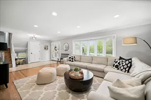 [Address not provided], Arlington Heights, IL 60004 - Photo 4