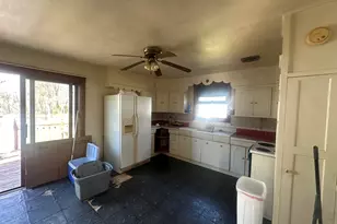 2404 Springfield Rd, East Peoria, IL 61611 - Photo 2