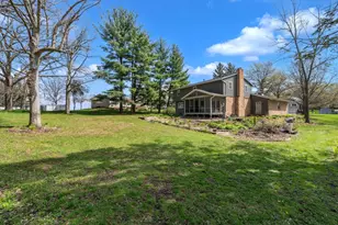 119 Sherwood Dr, Geneseo, IL 61254 - Photo 4