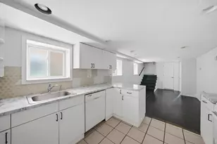 4735 N Keating Ave, Chicago, IL 60630 - Photo 18