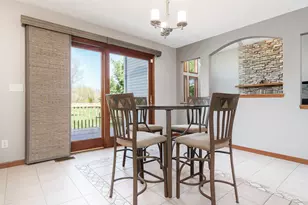 2302 Cairnwell Dr, Belvidere, IL 61008 - Photo 18