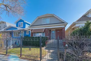 3743 N Kimball Ave, Chicago, IL 60618 - Photo 2