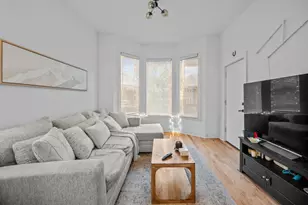 1813 N Kedzie Ave, Chicago, IL 60647 - Photo 2