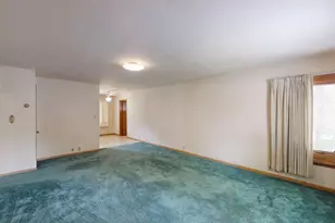 1805 Peach St, Champaign, IL 61820 - Photo 4