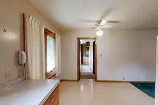 1805 Peach St, Champaign, IL 61820 - Photo 10