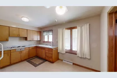 1805 Peach Street, Champaign, IL 61820 - Photo 8
