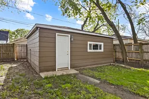 12511 S State St, Chicago, IL 60628 - Photo 26
