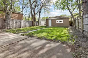 12511 S State St, Chicago, IL 60628 - Photo 24