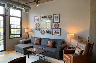 900 N Kingsbury St, Chicago, IL 60610 - Photo 2