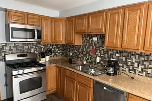18019 Ravisloe Terrace, Country Club Hills, IL 60478 - Photo 6