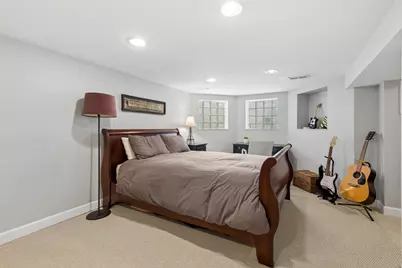 2429 N Drake Avenue, Chicago, IL 60647 - Photo 24