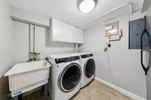 2429 N Drake Ave, Chicago, IL 60647 - Photo 28