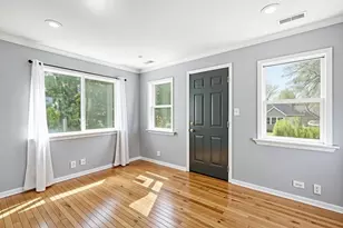 327 Kenwood Dr, Round Lake Park, IL 60073 - Photo 8