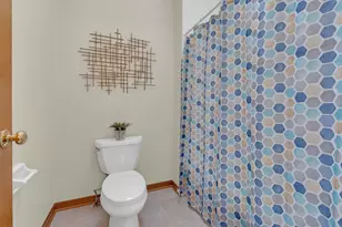 1340 Dunrobin Rd, Naperville, IL 60540 - Photo 30