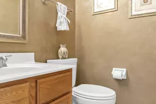 713 Hackberry Ct, Bartlett, IL 60103 - Photo 18