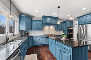 10835 Scarlet Dr, Orland Park, IL 60467 - Photo 4