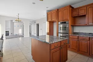 2113 Elgin Rd, Barrington, IL 60010 - Photo 12