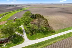 1235 N 1450 East Rd, Onarga, IL 60955 - Photo 14