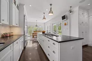 2269 St Johns Ave, Highland Park, IL 60035 - Photo 10