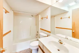 387 Lakewood Dr, Antioch, IL 60002 - Photo 22
